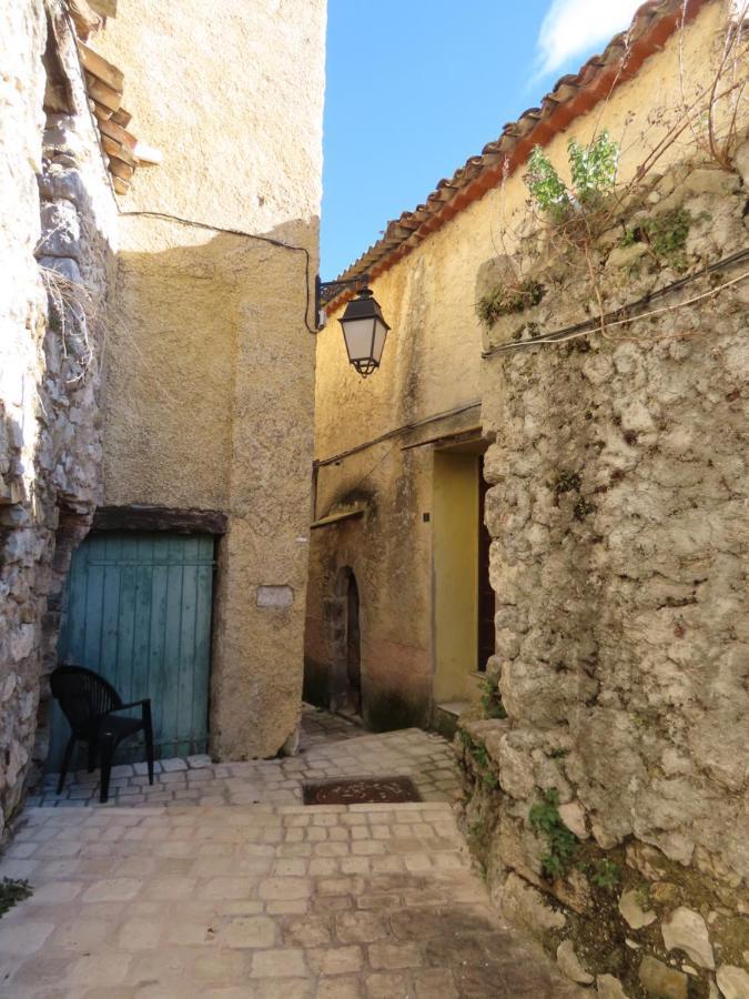 Hotel Auberge De Calendal à Aiglun  Extérieur photo